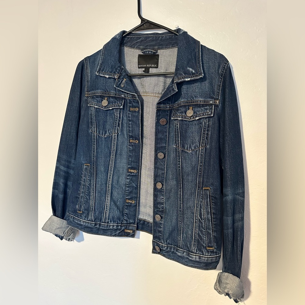 Banana Republic denim jacket great condition size small